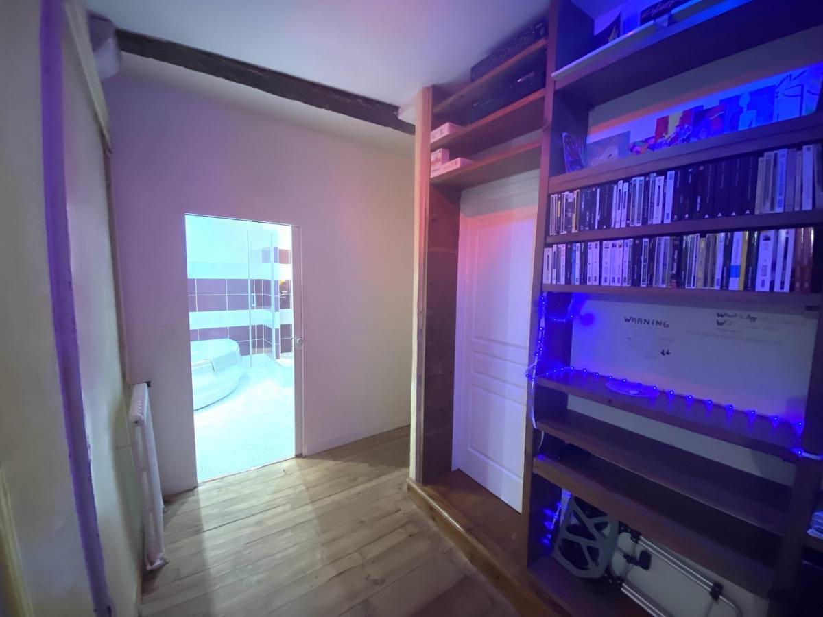 Floydroom'S Pau Chambre Hotes Dans Appartement Partage Proche Chateau Buitenkant foto