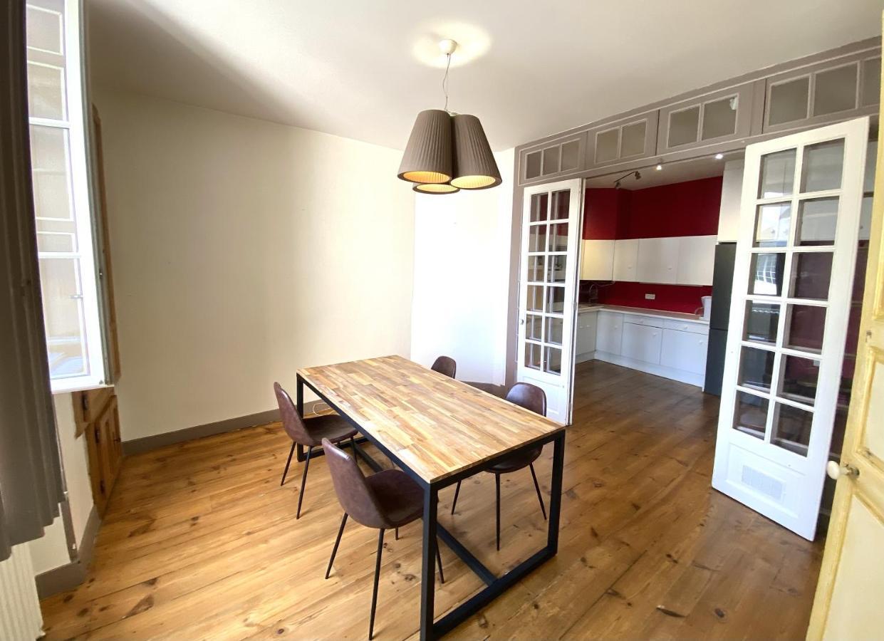 Floydroom'S Pau Chambre Hotes Dans Appartement Partage Proche Chateau Buitenkant foto
