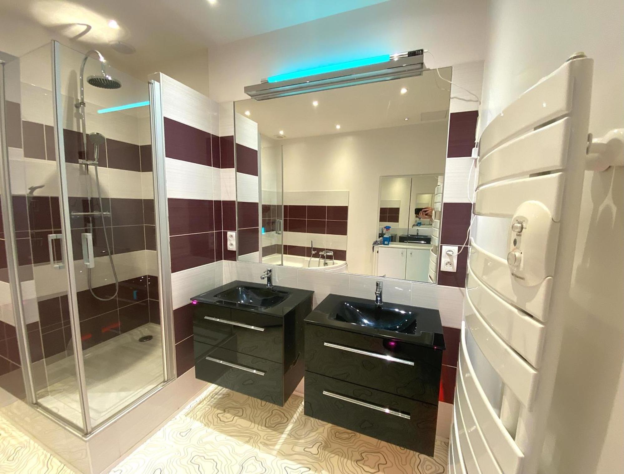 Floydroom'S Pau Chambre Hotes Dans Appartement Partage Proche Chateau Buitenkant foto